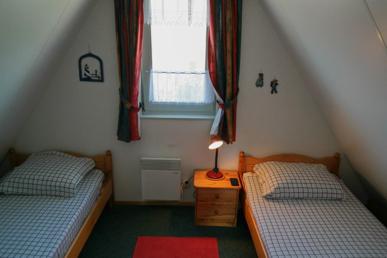 Marilu 6 Pers Allergy-Friendly House On A Typical Dutch Canal And Quiet Place Villa Anjum Eksteriør bilde